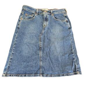 Levi Strauss Size 8 Women's long denim blue jean skirt knee-length sporty casual